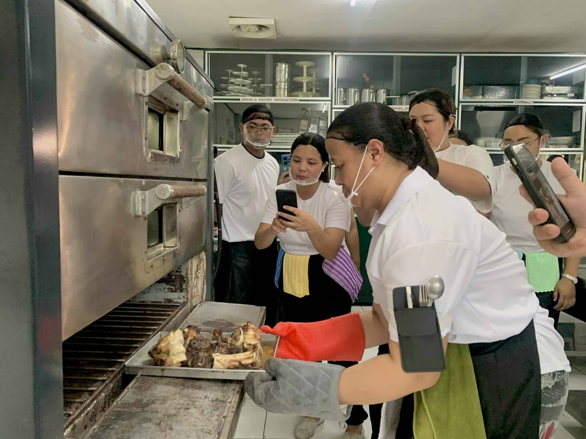 Kitchen Bar